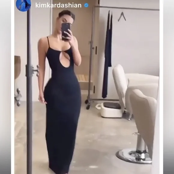 Sleep Keyhole Dress - Picture 2 of 8